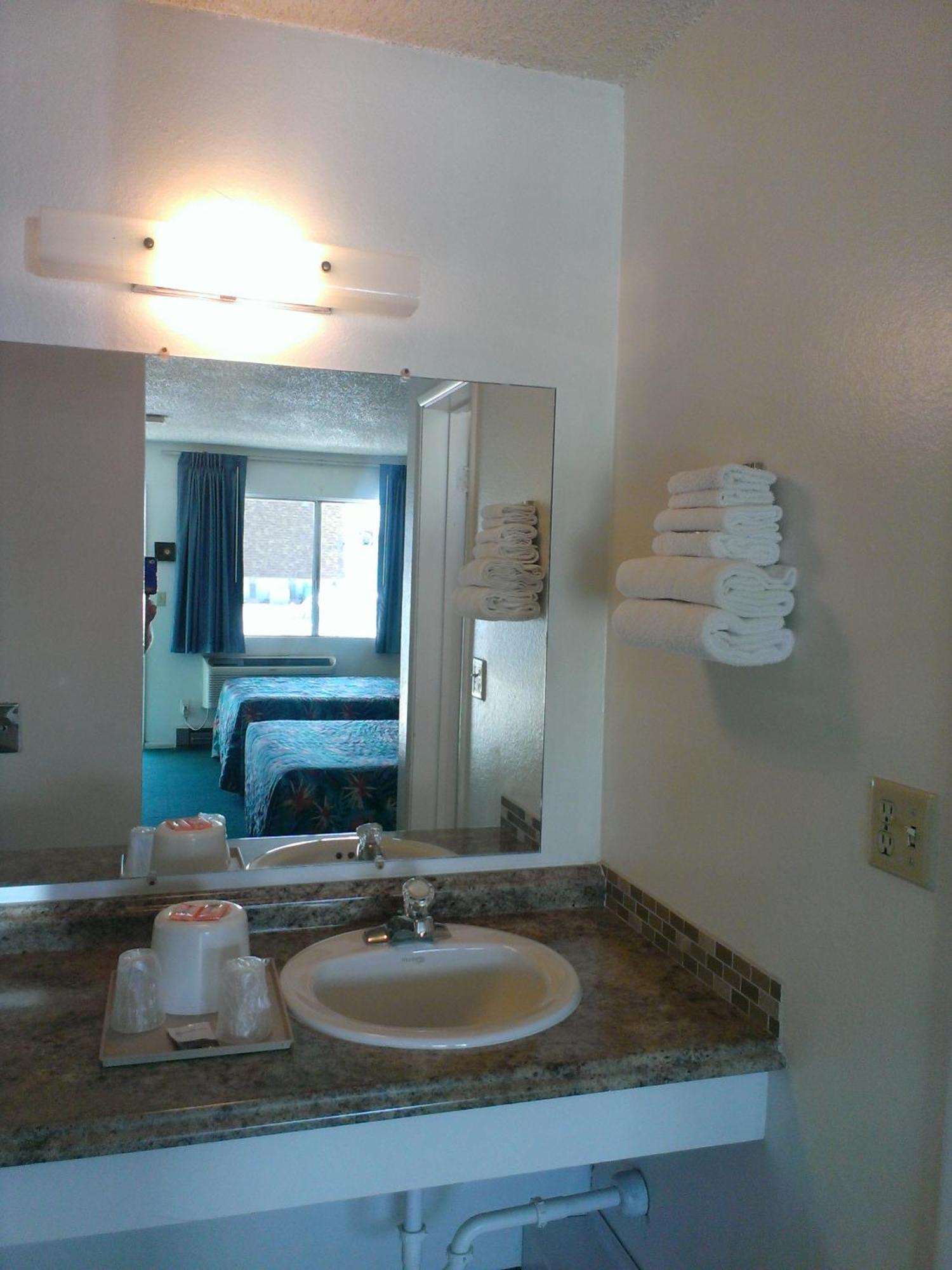 Motel 8 Willcox Quarto foto
